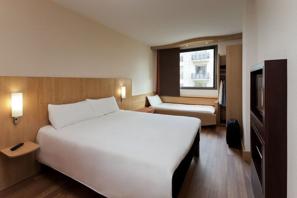 Hotel Ibis Barcelona Plaza Glories 22 2 Hotel Ibis Barcelona Plaza Glories 22 2
