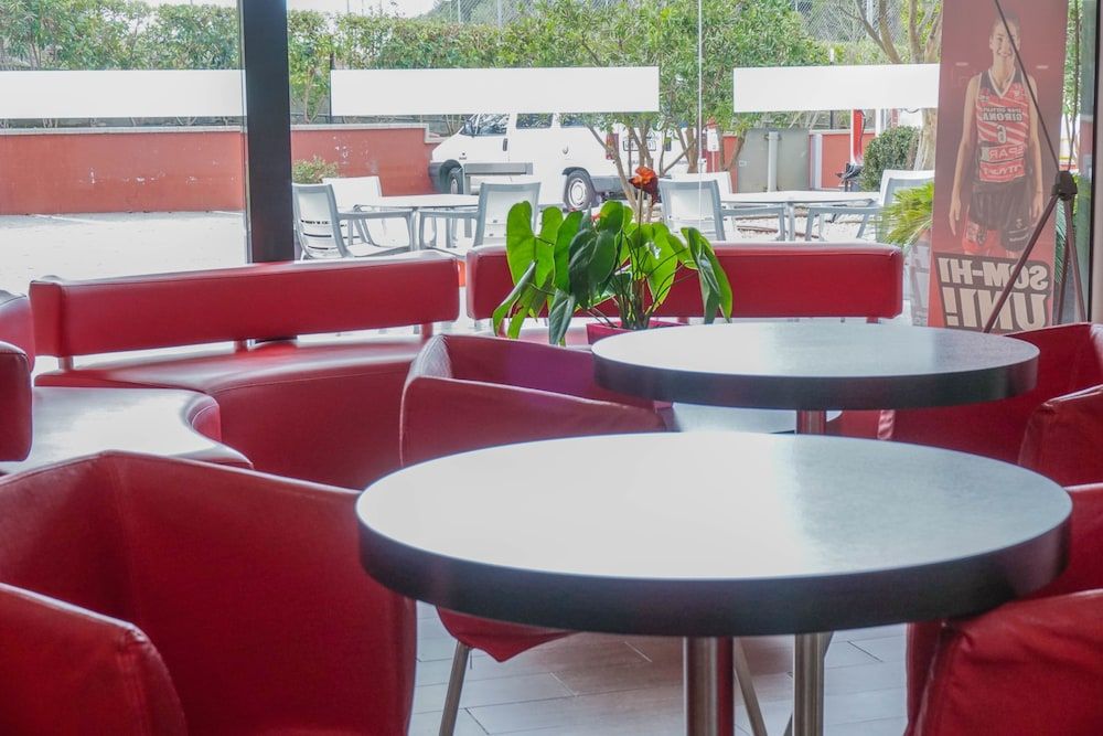 ibis Girona Costa Brava 3