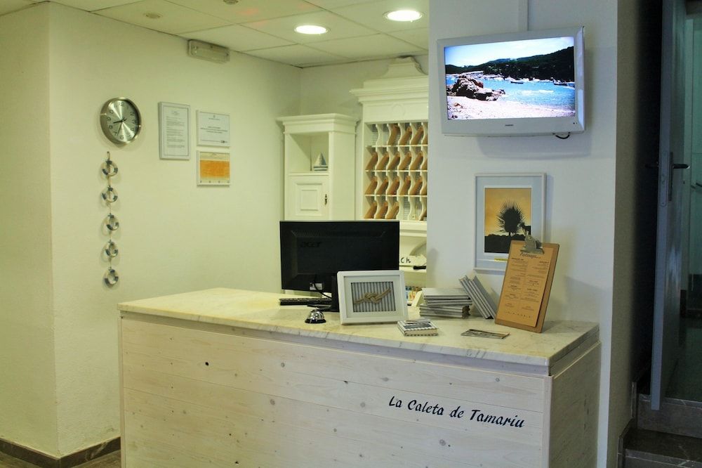 Hotel La Caleta de Tamariu 3