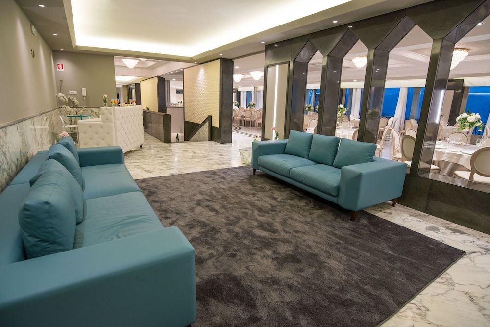 Hotel La Canonica 3 Hotel La Canonica 3