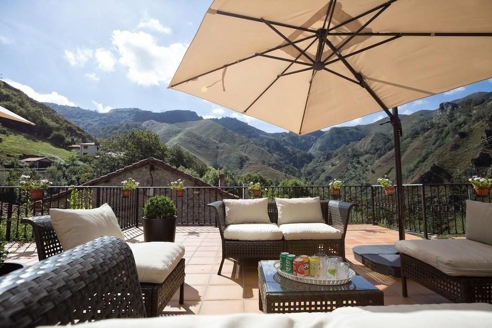 Hotel La Casona de Llerices 1