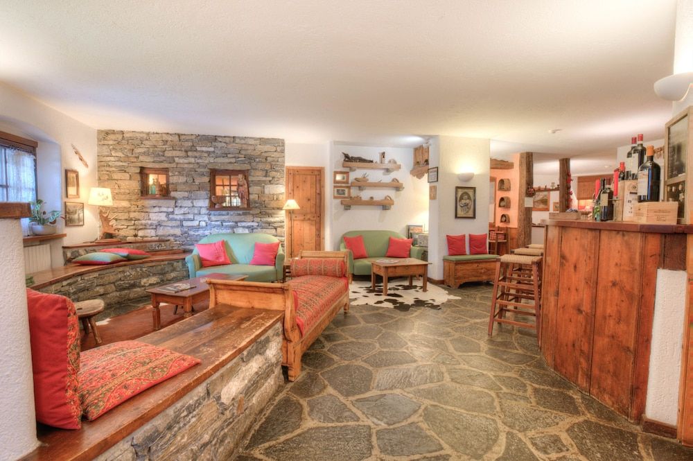Hotel La Grange 2