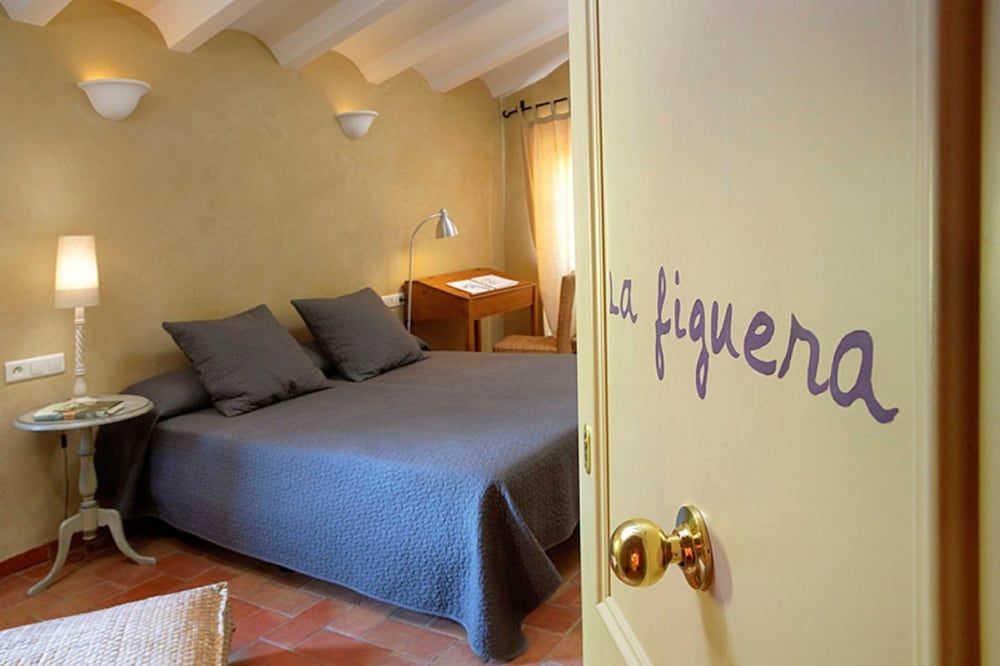 Hotel la Plaça de Madremanya 3 Hotel la Plaça de Madremanya 3