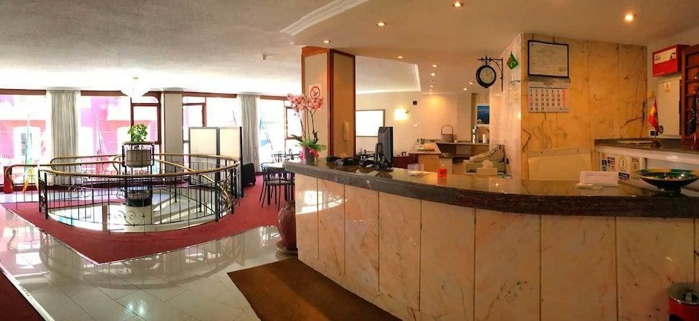 Hotel La Ronda 3 Hotel La Ronda 3