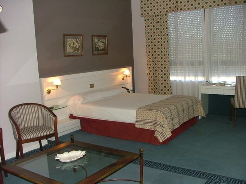 Hotel Las Cigüeñas 3 estrellas en Trujillo