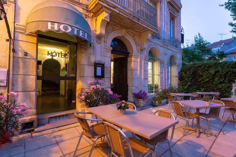 Hotel Le Relais De Poste -1 estrelas em Arles