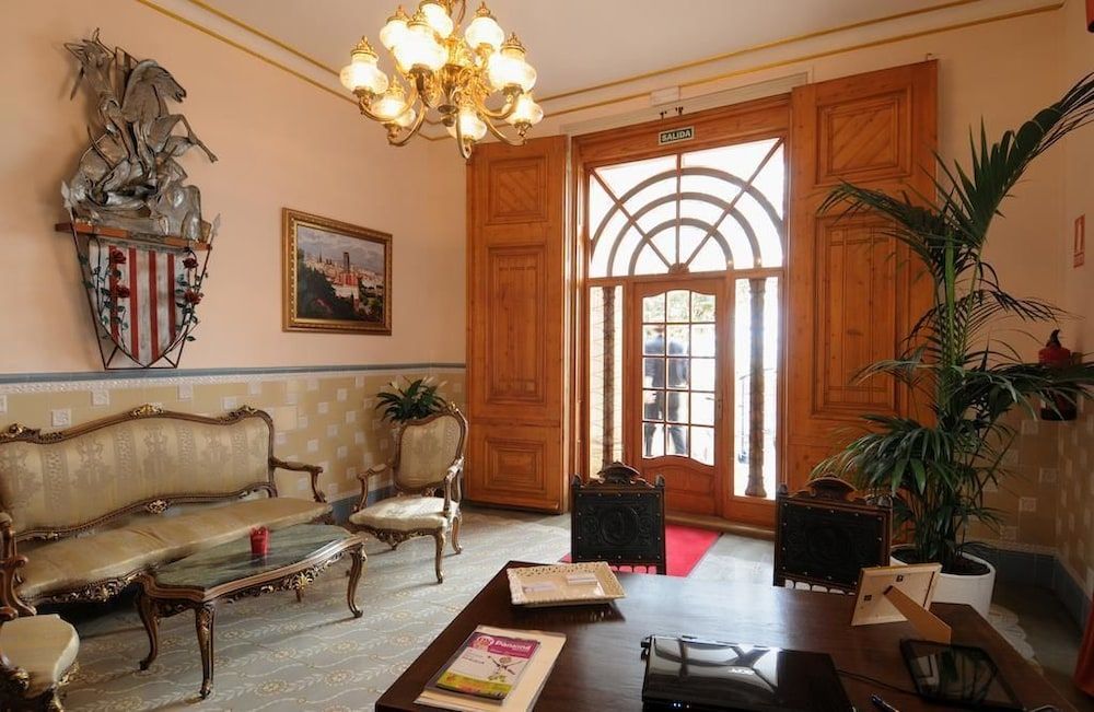 Hotel Llar de Capitans 2 Hotel Llar de Capitans 2