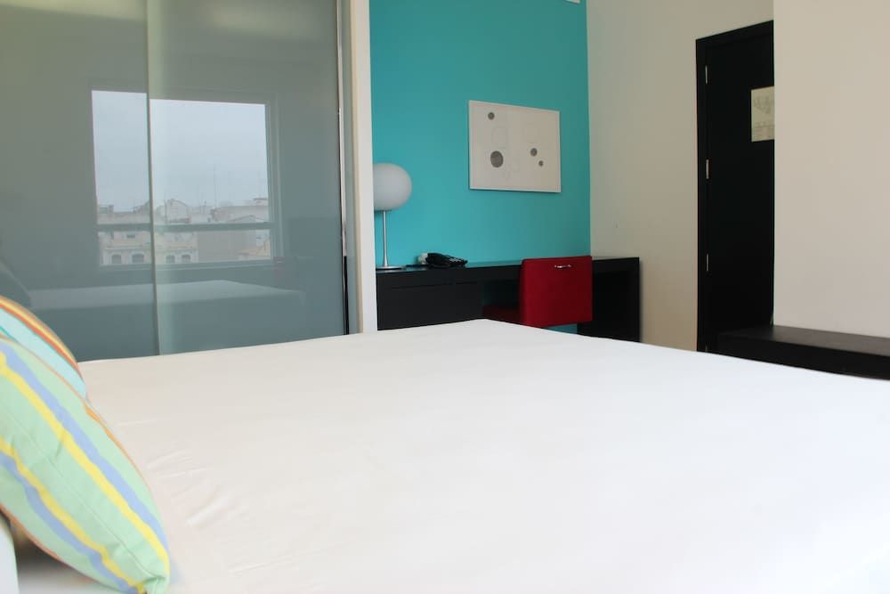 Sea You Hotel Port Valencia 3