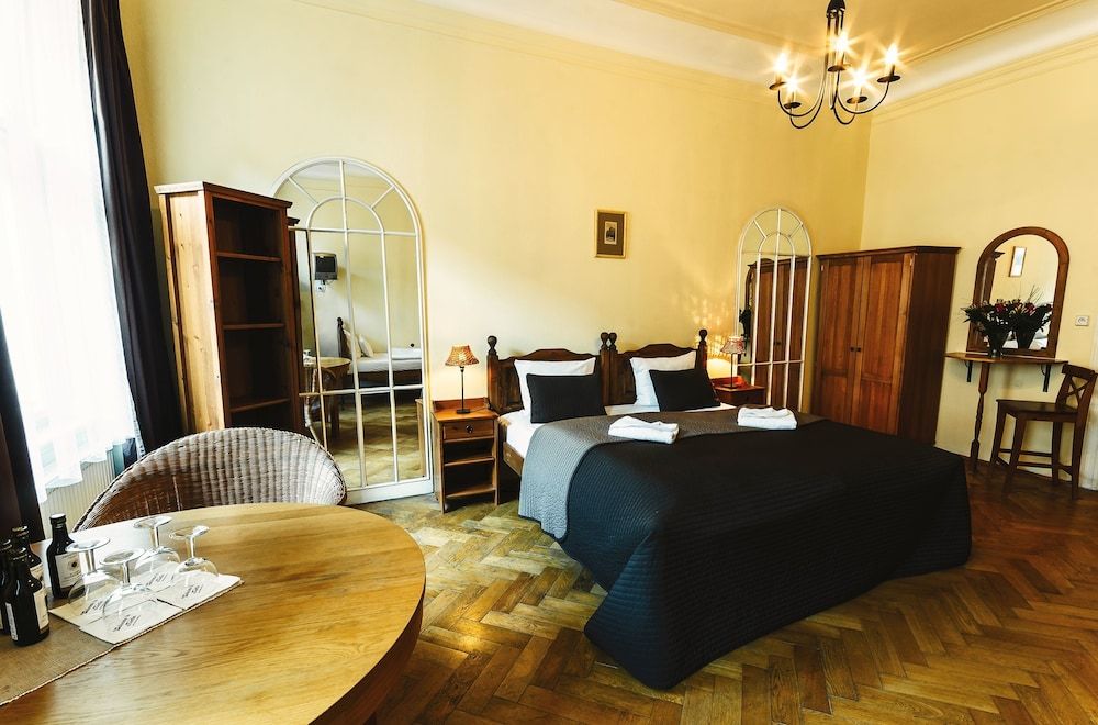 Hotel Merlin 2 Hotel Merlin 2