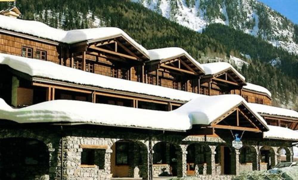 IH Hotels Courmayeur Mont Blanc Resort 4 estrelas em Courmayeur