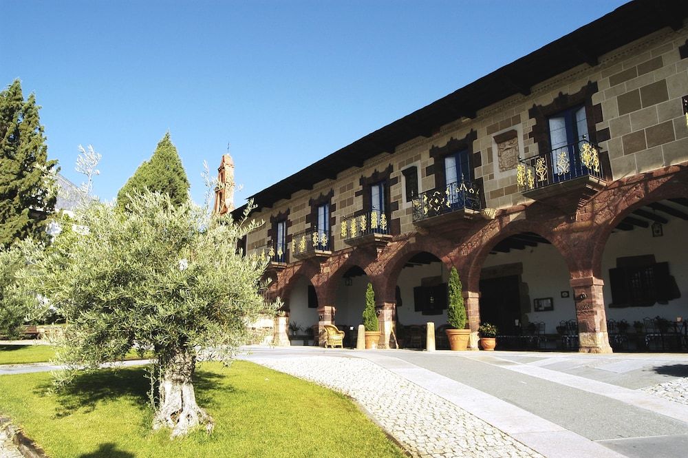 Hotel Monumento Pazo do Castro 1