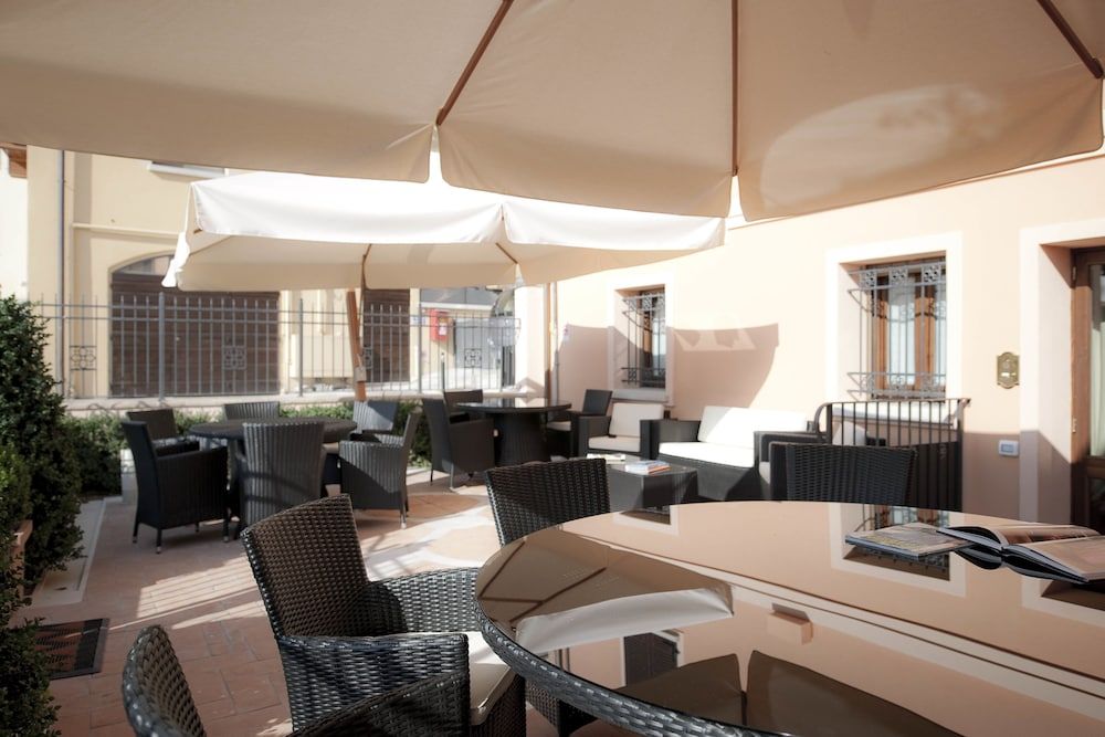 Oste del Castello Wellness & Bike Hotel 1 Oste del Castello Wellness & Bike Hotel 1