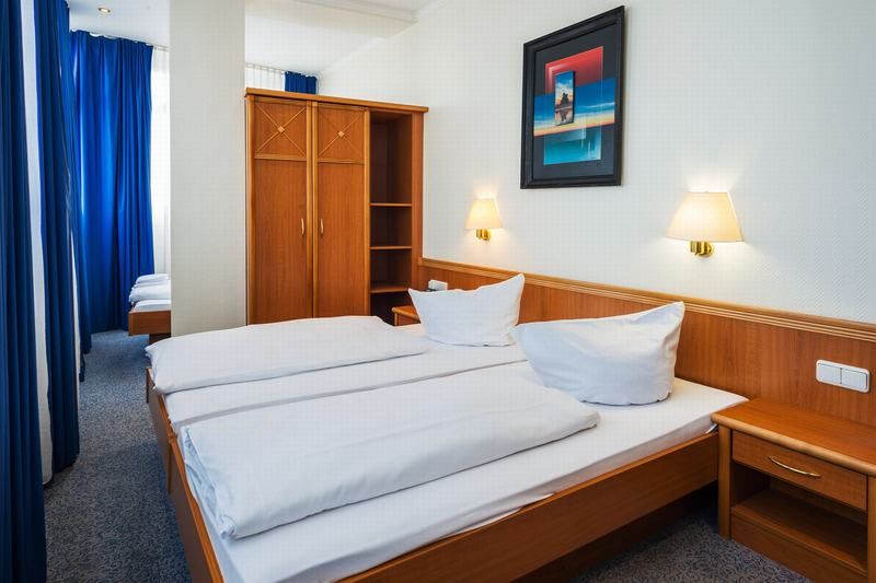 Hotel Panorama Am Adenauerplatz 1 Hotel Panorama Am Adenauerplatz 1