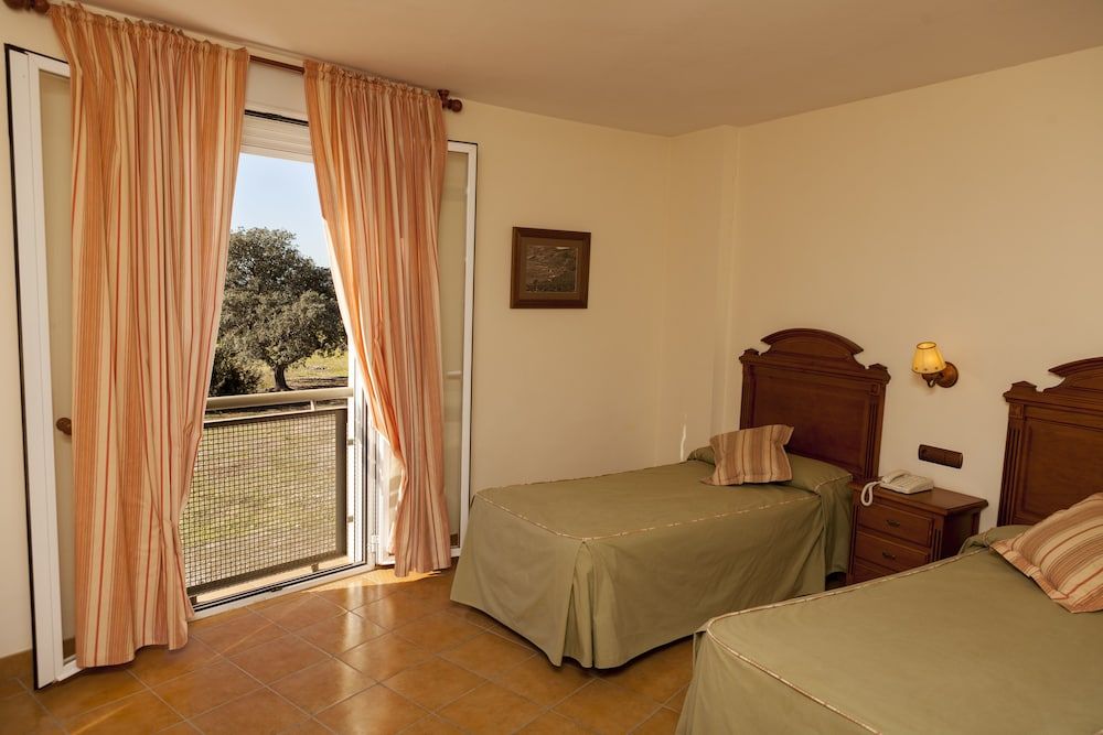 Hotel Paraje La Lambra 2 Hotel Paraje La Lambra 2