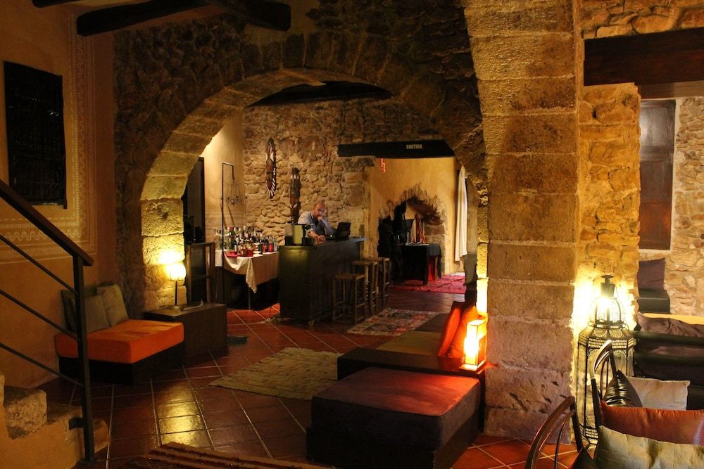 Hotel Peralta - Adults Only 3