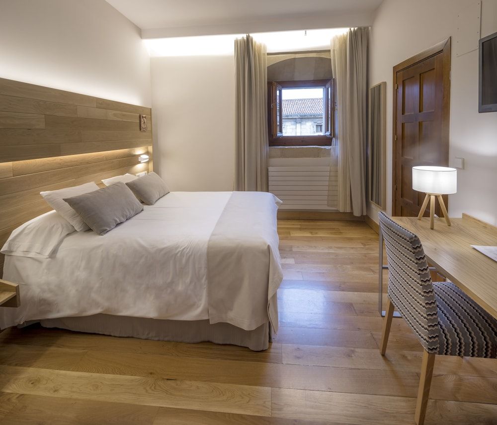 Hotel Real Colegiata San Isidoro 3 Hotel Real Colegiata San Isidoro 3