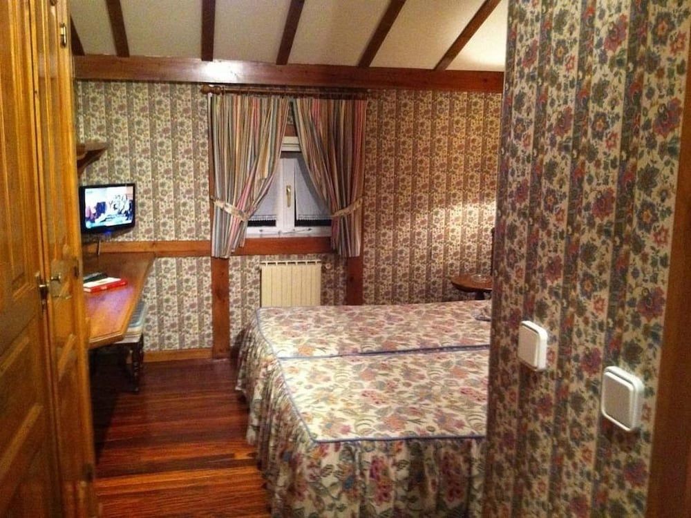 Hotel Restaurante Casa Enrique 3 Hotel Restaurante Casa Enrique 3