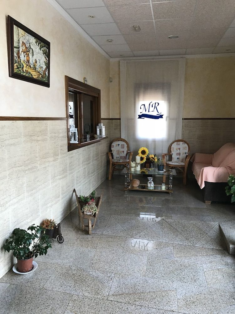 Hotel Restaurante MR 3 Hotel Restaurante MR 3