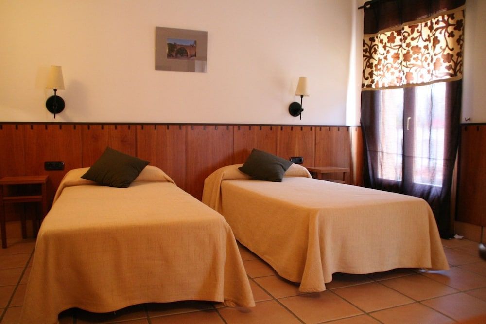 Hotel Restaurante Tastavins 3 Hotel Restaurante Tastavins 3