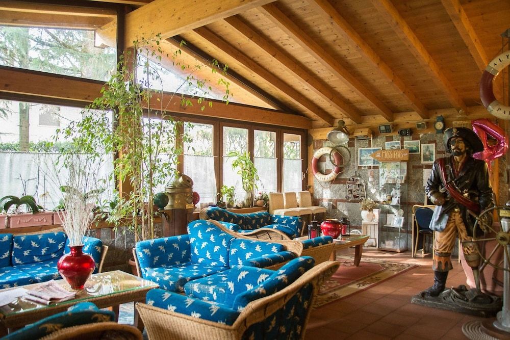 Hotel Ristorante La Perla 3 Hotel Ristorante La Perla 3