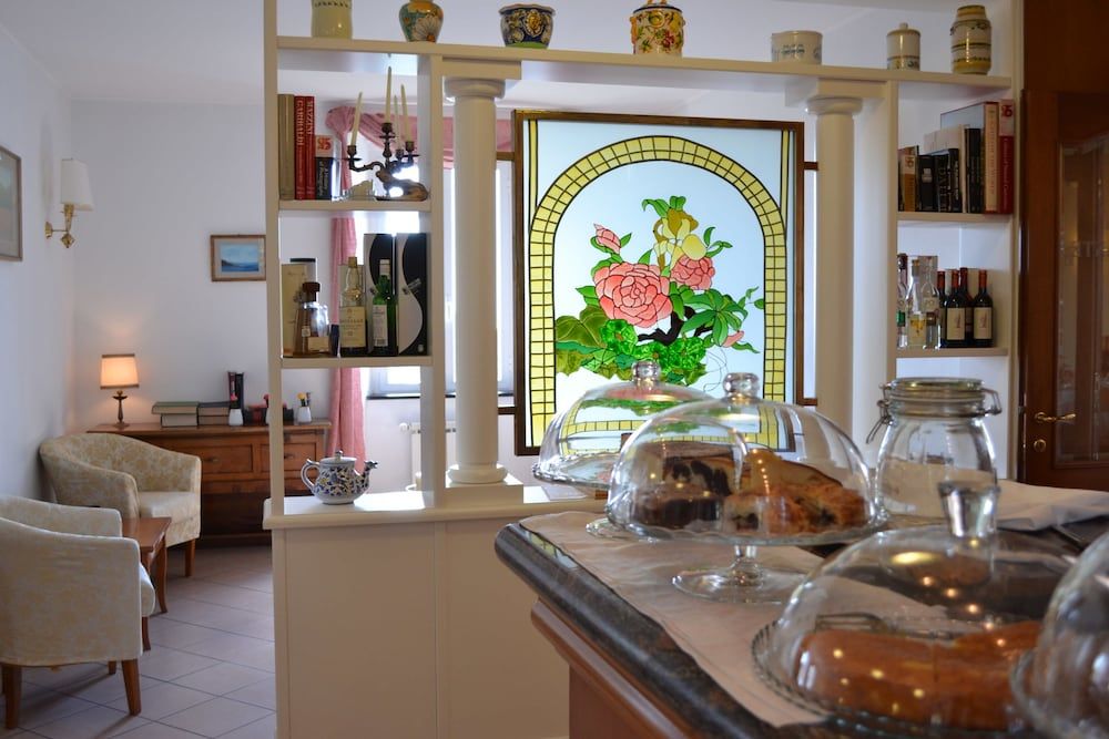 Hotel Ristorante Montallegro 2