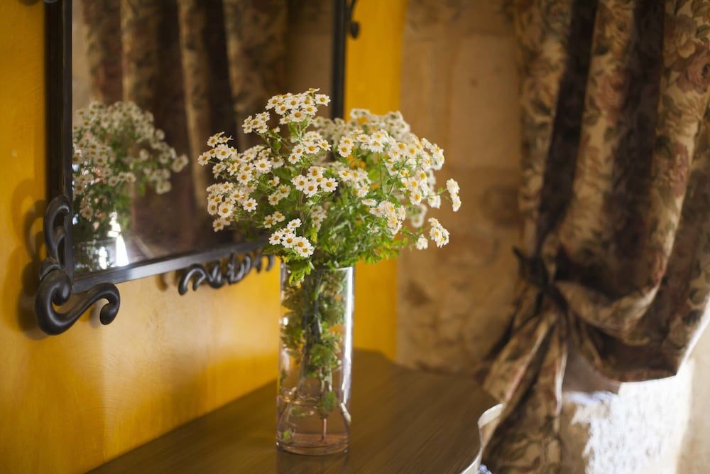 Hotel Rural La Torre de Bisjueces 2