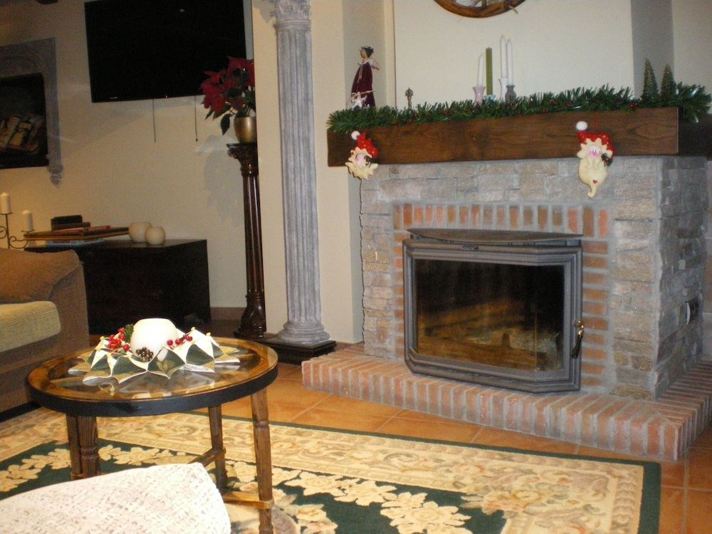 Hotel Rural Monasterio de Ara-Mada 2