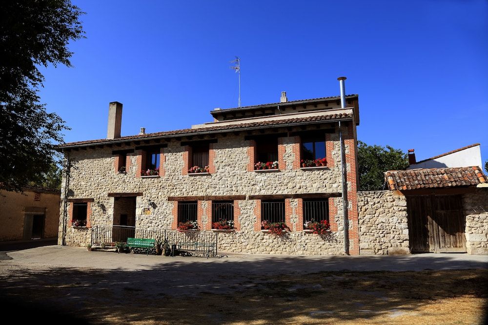 Hotel Rural Tirontillana 1 Hotel Rural Tirontillana 1