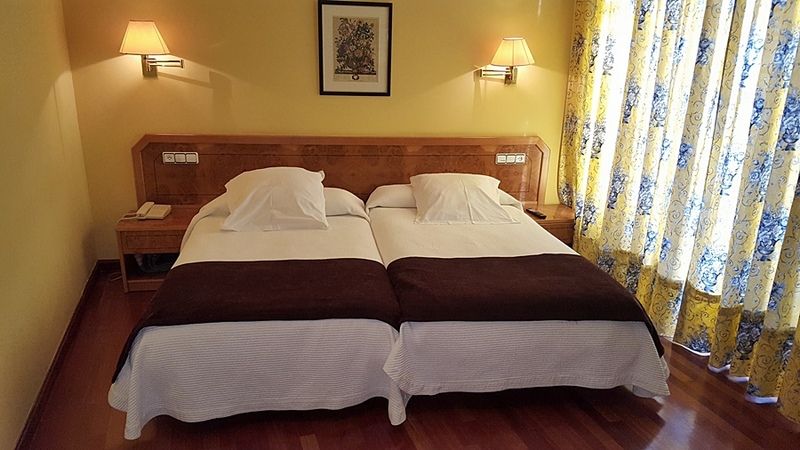 Hotel París 2 Hotel París 2