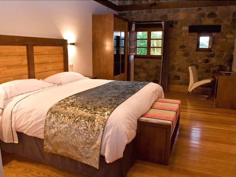 Hotel Suites Valles Pasiegos 2