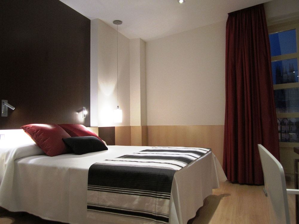 Hotel Vía Gótica 3