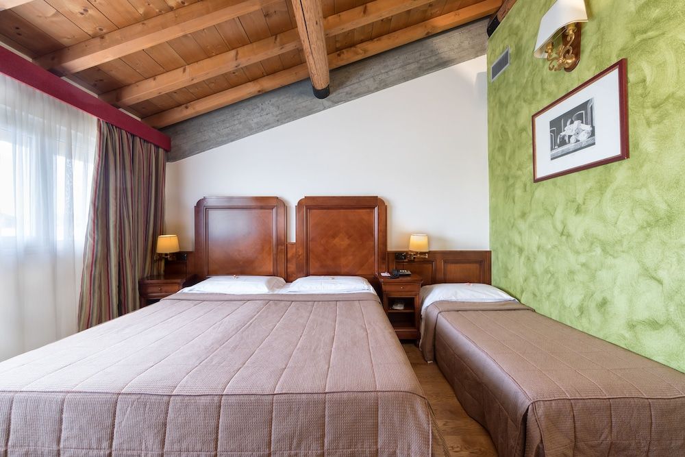 Hotel Villa Malaspina 3 Hotel Villa Malaspina 3