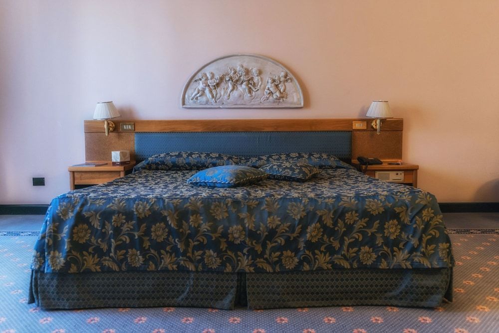 Hotel Villa Malpensa 3 Hotel Villa Malpensa 3