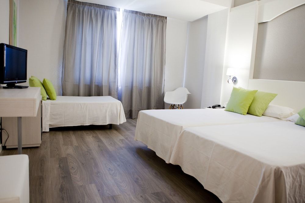 Hotel Mir Octavio 3 Hotel Mir Octavio 3