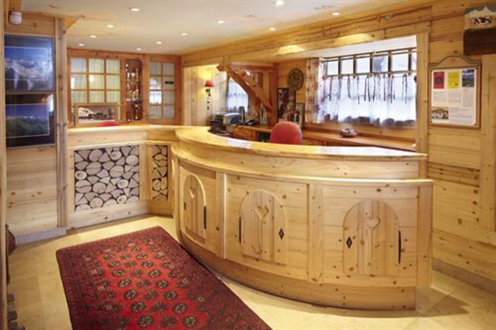 Hôtel & Spa - Châlet Mounier 2 Hôtel & Spa - Châlet Mounier 2