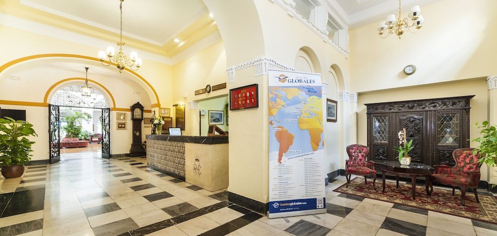 Hoteles Globales Reina Cristina 2 Hoteles Globales Reina Cristina 2