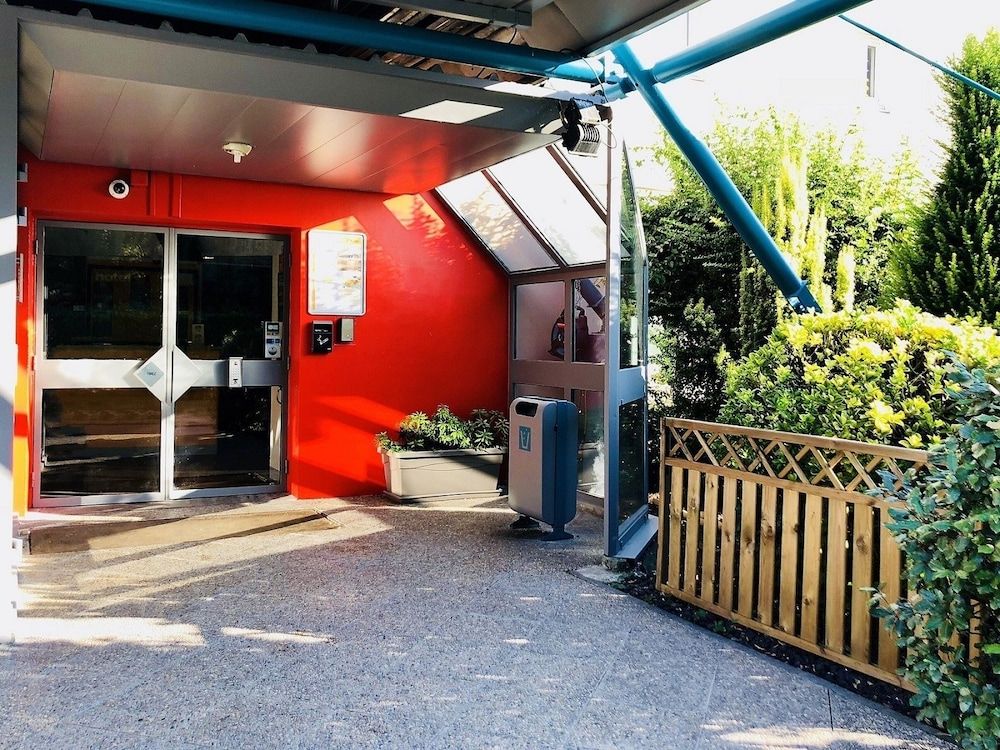 hotelF1 Genève Aéroport Ferney Voltaire 2