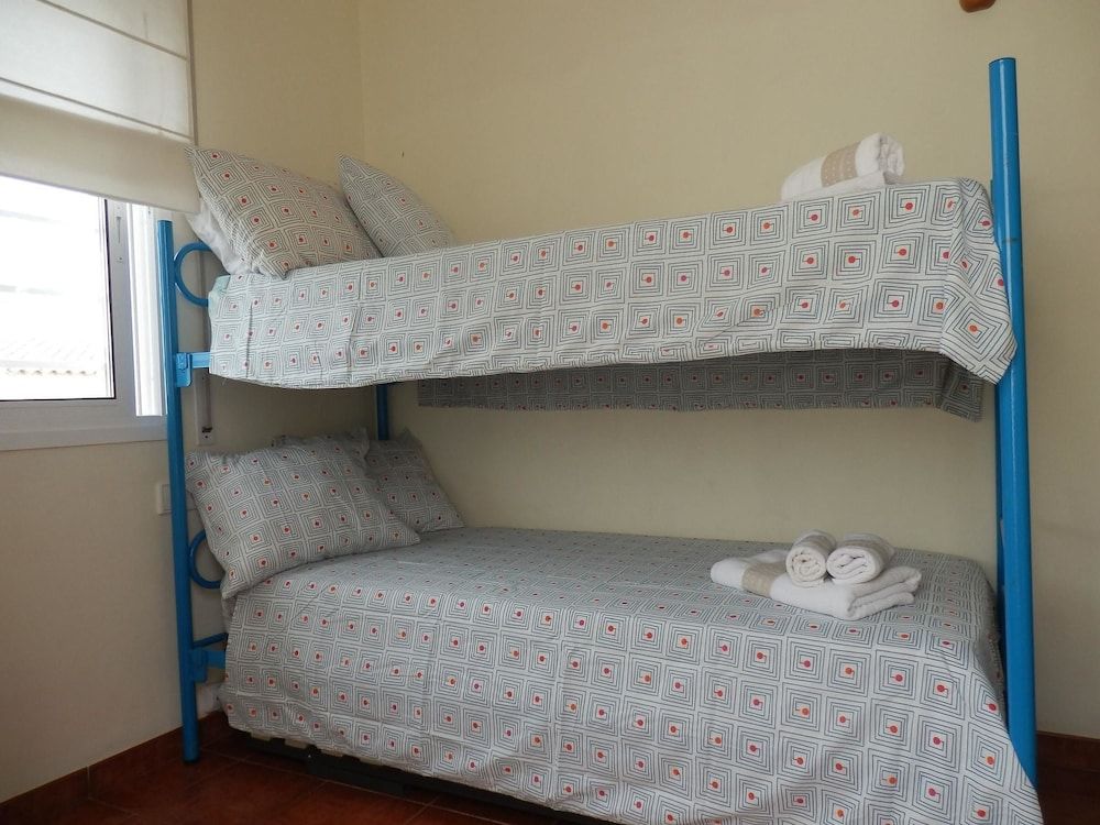 House With 3 Bedrooms in Ampuriabrava, With Enclosed Garden and Wifi - 2 km From the Beach 3 House With 3 Bedrooms in Ampuriabrava, With Enclosed Garden and Wifi - 2 km From the Beach 3