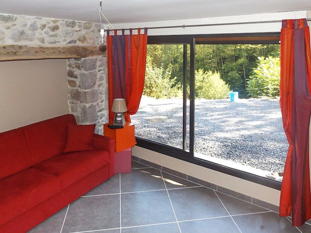 House With 3 Bedrooms in Lourdios Ichere, With Wonderful Mountain View, Furnished Terrace and Wifi - 23 km From the Slopes -1 estrelas em Lourdios-Ichère