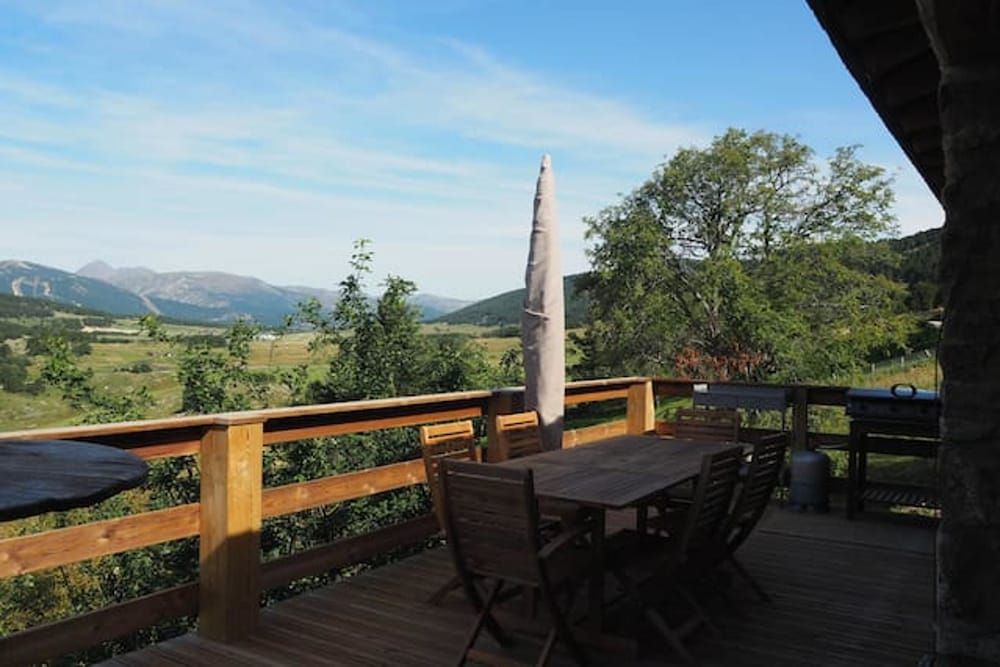 House With 5 Bedrooms in La Llagonne, With Wonderful Mountain View, Furnished Garden and Wifi - 6 km From the Slopes -1 estrelas em La Llagonne