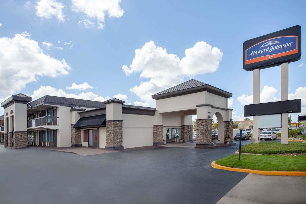 Howard Johnson by Wyndham Airport Florida Mall 1 Howard Johnson by Wyndham Airport Florida Mall 1