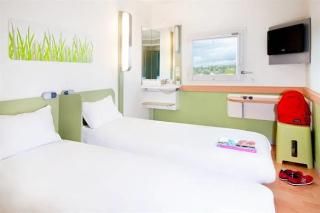 ibis budget Versailles Château Saint Cyr 2 estrelas em Saint-Cyr-lʼÉcole