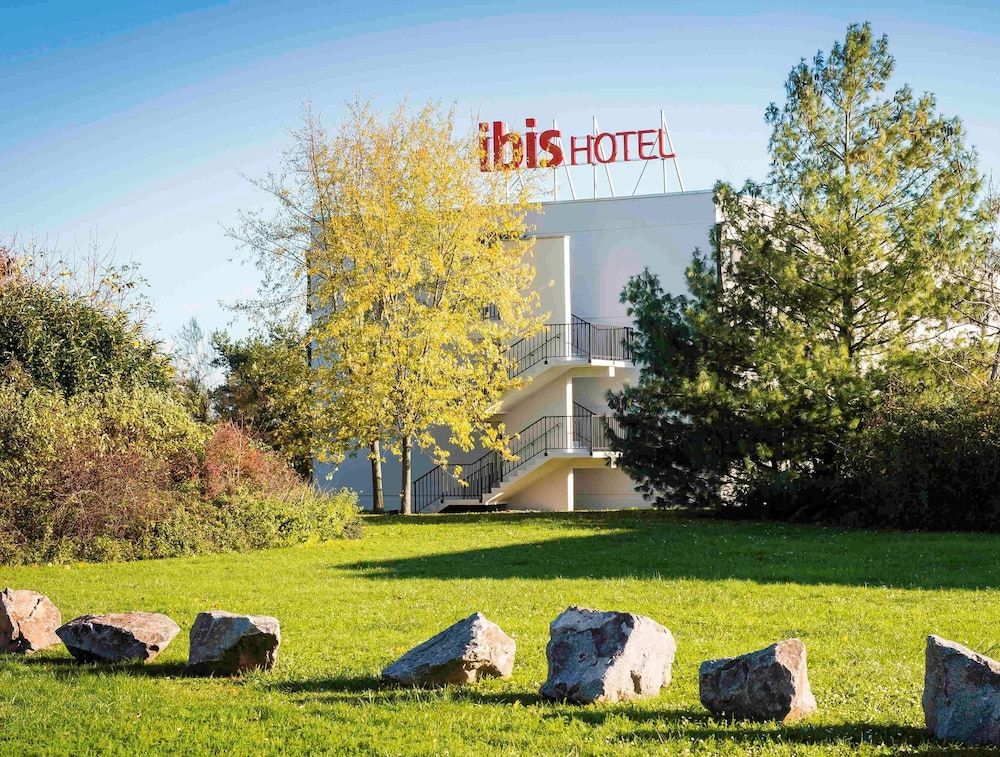 ibis Mulhouse Ile Napoléon 3 estrelas em Sausheim