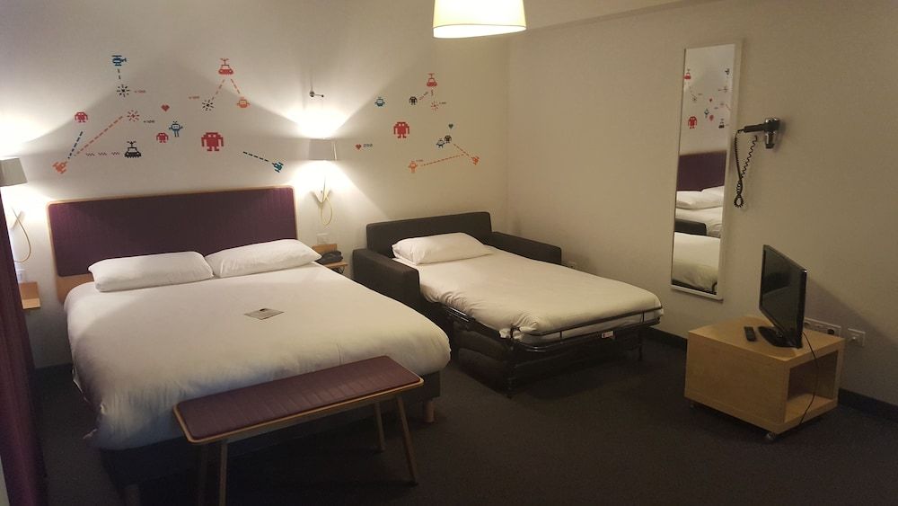 Ibis Styles Calais Centre 3