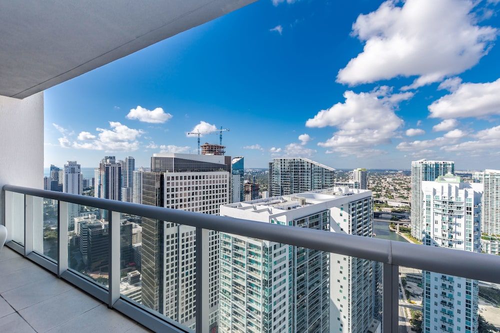 Icon by Design Suites Miami 1