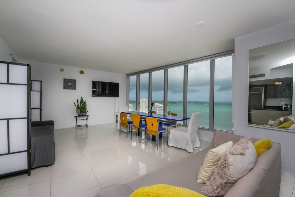 Icon Residences by Flashstay 1