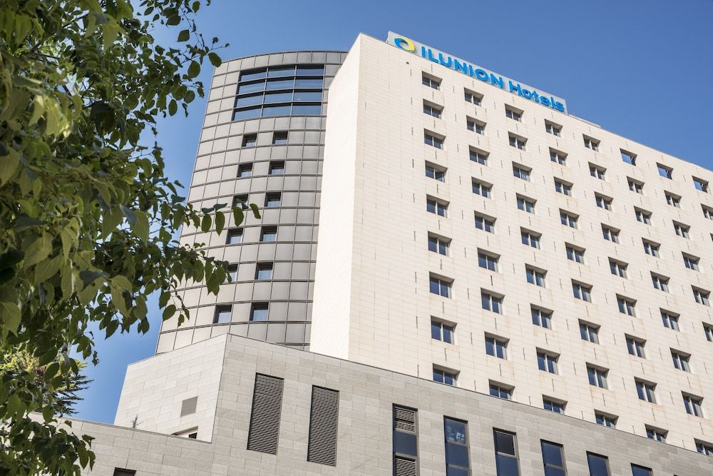 Hotel ILUNION Aqua 3 2