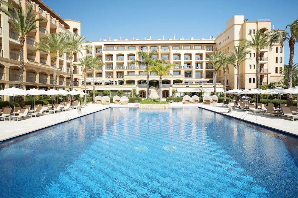 🏝️¡EL 5⭐QUE BUSCABAS EN IBIZA!🚢⚓ Desde 3 noches: Ferry con tu coche + Hotel🔝con desayuno y en 🏖️1ª línea de playa | Santa Eulalia