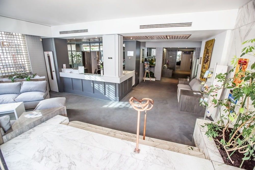 Inter-Hotel Chambord 3