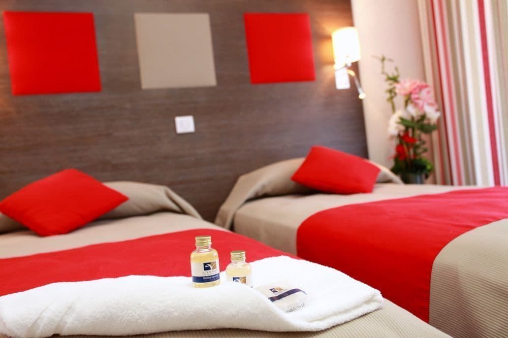 Inter-Hotel Les Strelitzias 3 estrelas em Juan-les-Pins